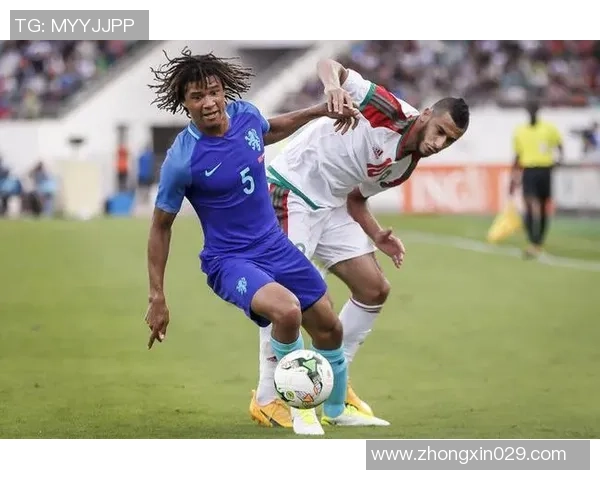 世界足球场上的黑人明星球员盘点与成就分析